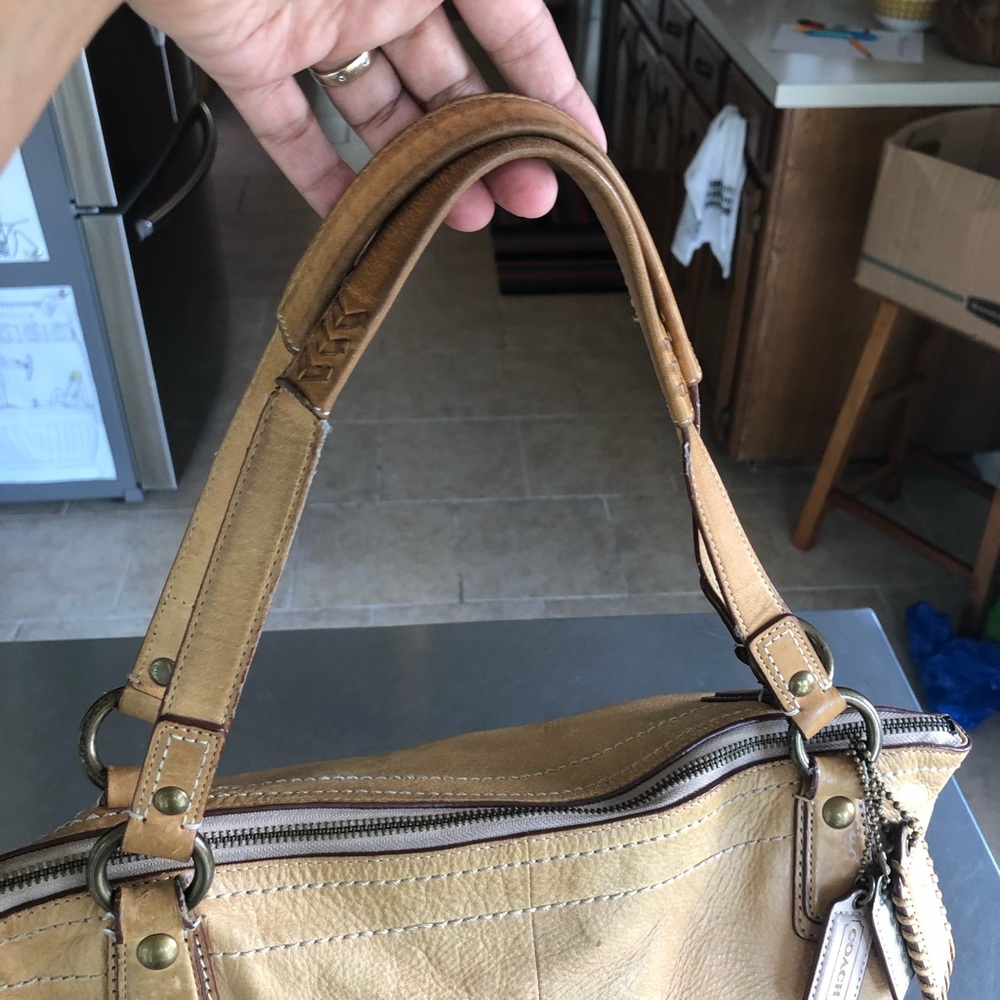 COACH - Picture 3 of 7